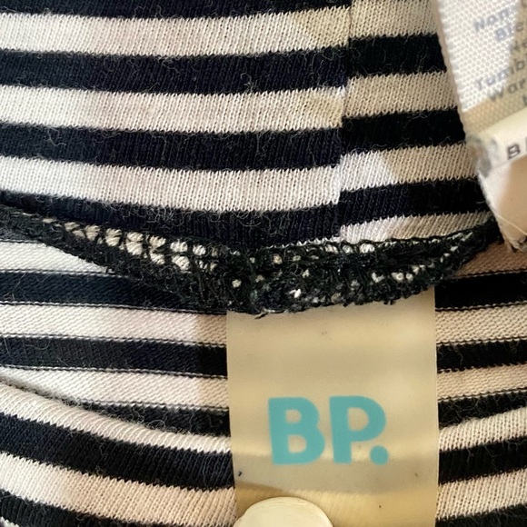 Black & white pinstripe fitted turtleneck, BP, sz SM - Picture 6 of 6